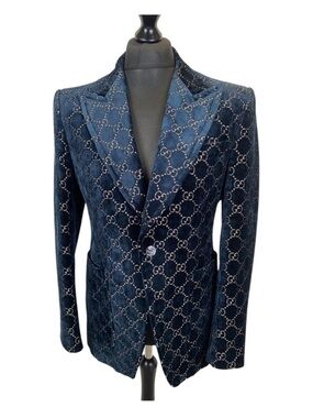 Gucci Men’s Gg Velvet Blazer size 50R
$3500
